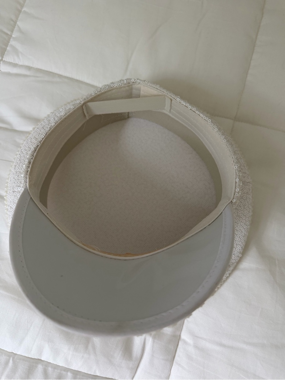 Pearl-Embellished White Sequin Captain Hat - Picture 3 of 4
